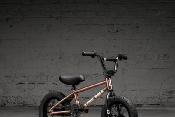 kink.roaster.bike_.2026.astro_.red_.2_1500x1000_crop_center.jpg Kink Roaster 12" Bike 2026